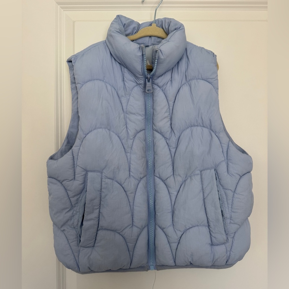 Zara blue puffer vest Girl Size 8-9